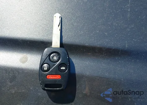 2011 Honda Accord 2.4 Ex-L from USA, damaged, VIN 1HGCP2F8XBA098714